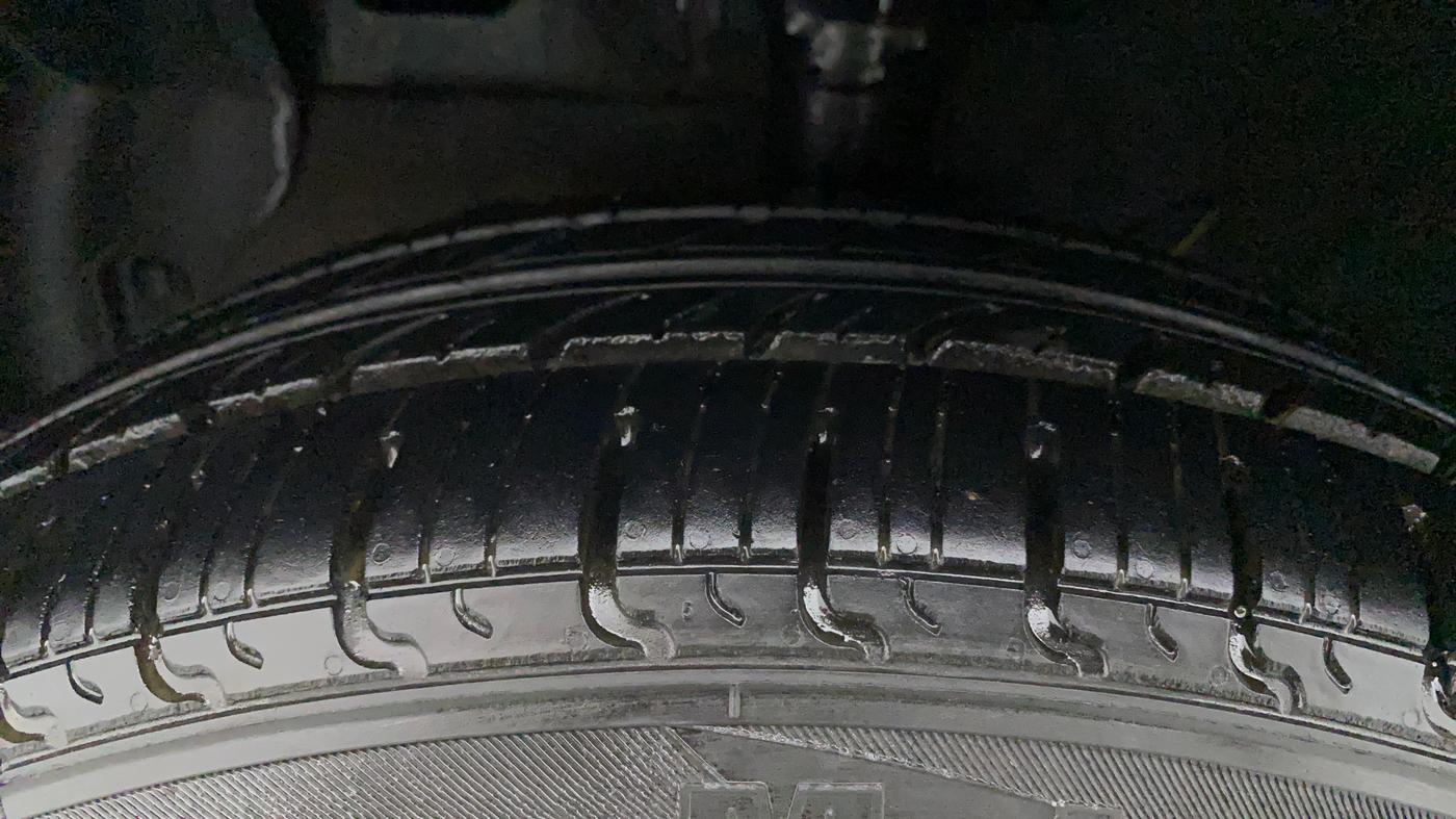 2019 Hyundai GRAND I10 NIOS SPORTZ 1.2 KAPPA VTVT, Petrol, Manual, 70,758 km, Left Front Tyre Tread