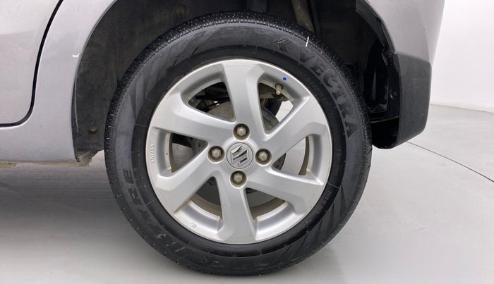 2015 Maruti Celerio ZXI OPT, Petrol, Manual, 75,601 km, Left Rear Wheel