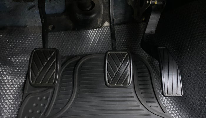 2015 Maruti Celerio ZXI OPT, Petrol, Manual, 75,601 km, Pedals