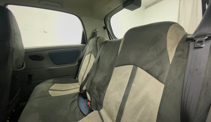 2010 Maruti Alto K10 VXI, Petrol, Manual, 59,489 km, Right Side Rear Door Cabin