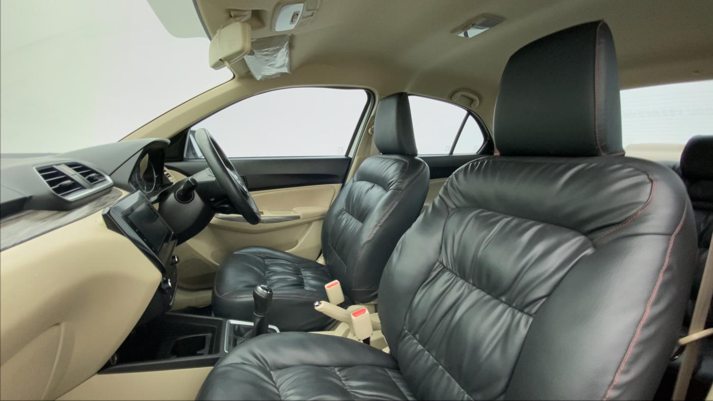 2022 Maruti Dzire ZXI Plus, Petrol, Manual, 5,748 km, Right Side Front Door Cabin