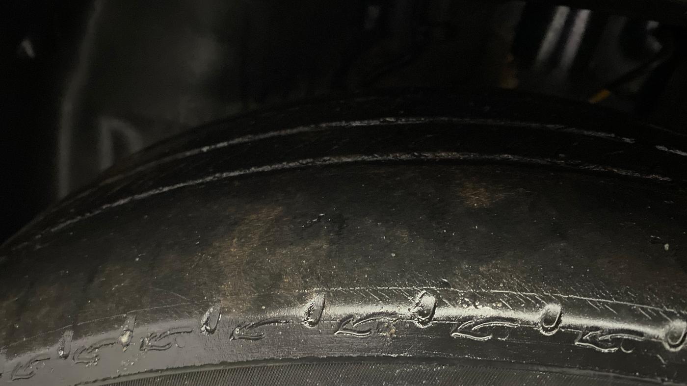 2023 Tata ALTROZ XZ PLUS PETROL, Petrol, Manual, 19,744 km, Left Front Tyre Tread