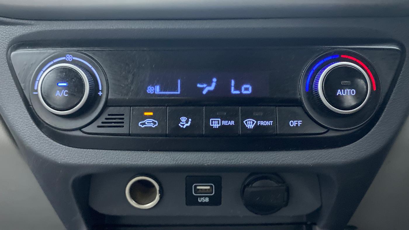 2021 Hyundai GRAND I10 NIOS Asta Petrol, Petrol, Manual, 38,281 km, Automatic Climate Control