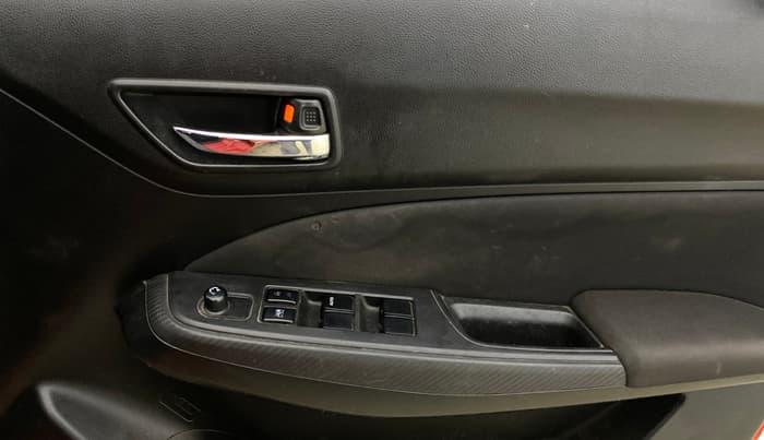 2019 Maruti Swift VXI, Petrol, Manual, 61,893 km, Driver Side Door Panels Control