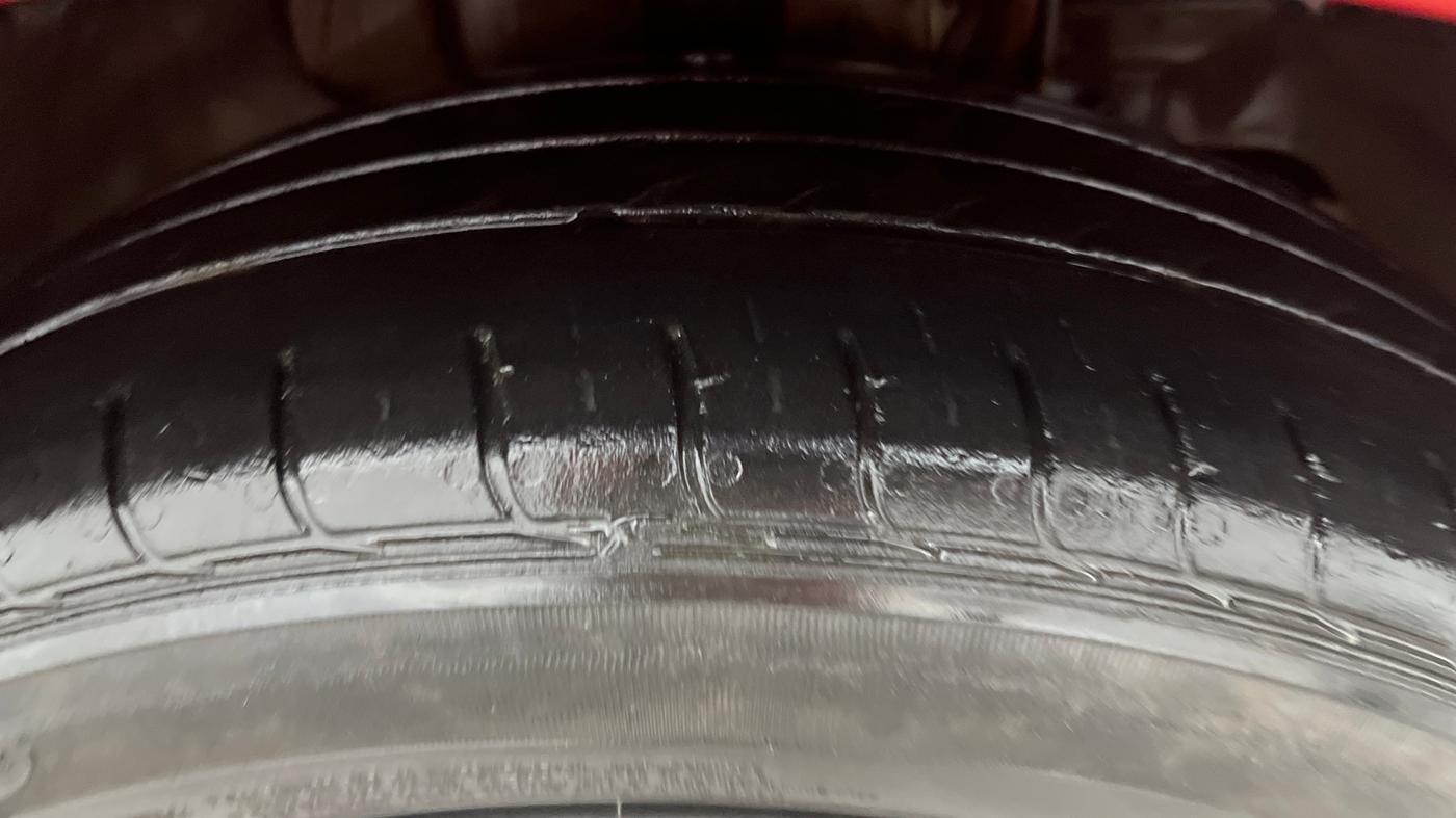 2021 Tata Tiago XZA PLUS PETROL, Petrol, Automatic, 36,532 km, Right Front Tyre Tread