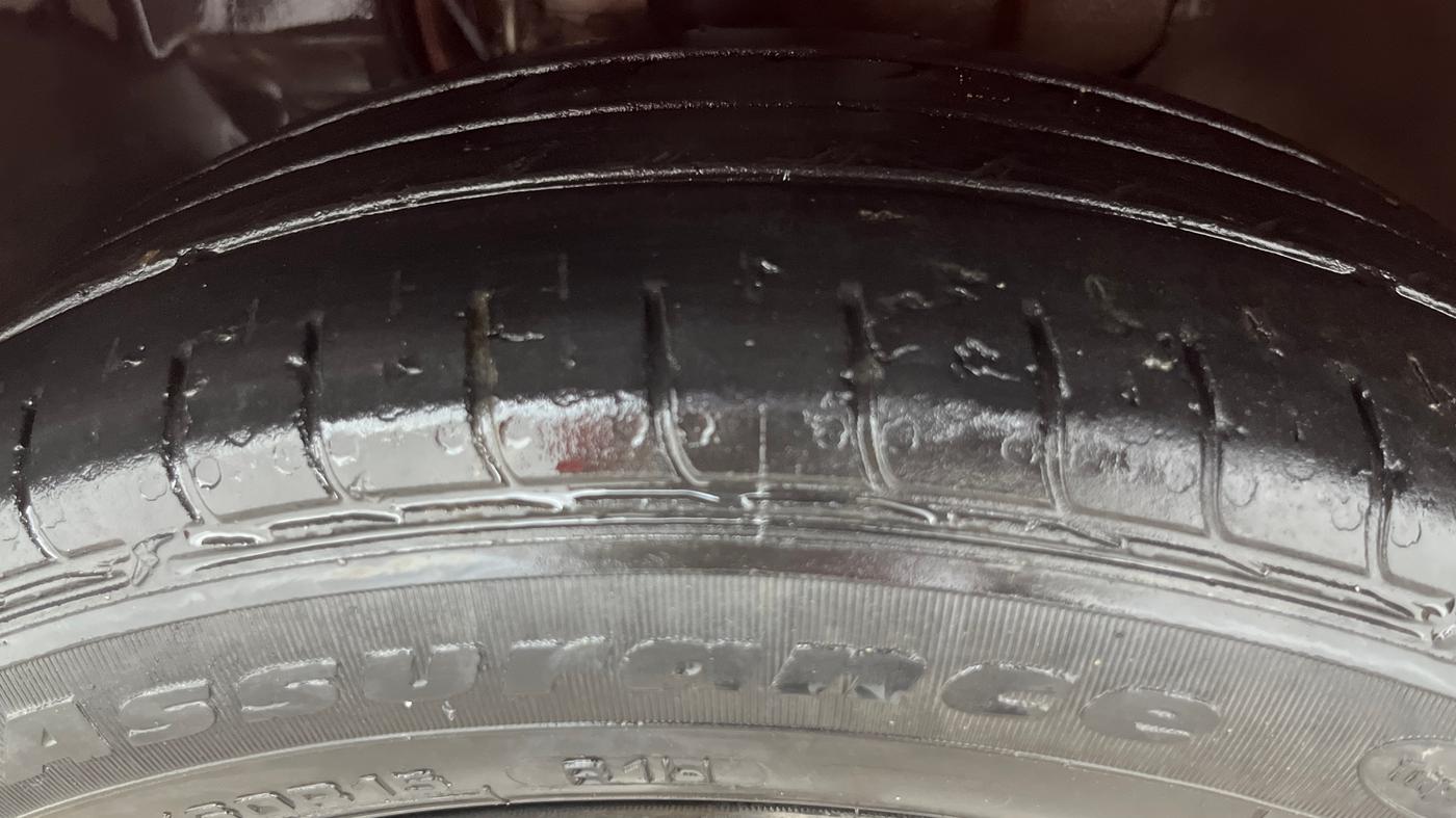 2021 Tata Tiago XZA PLUS PETROL, Petrol, Automatic, 36,532 km, Left Front Tyre Tread