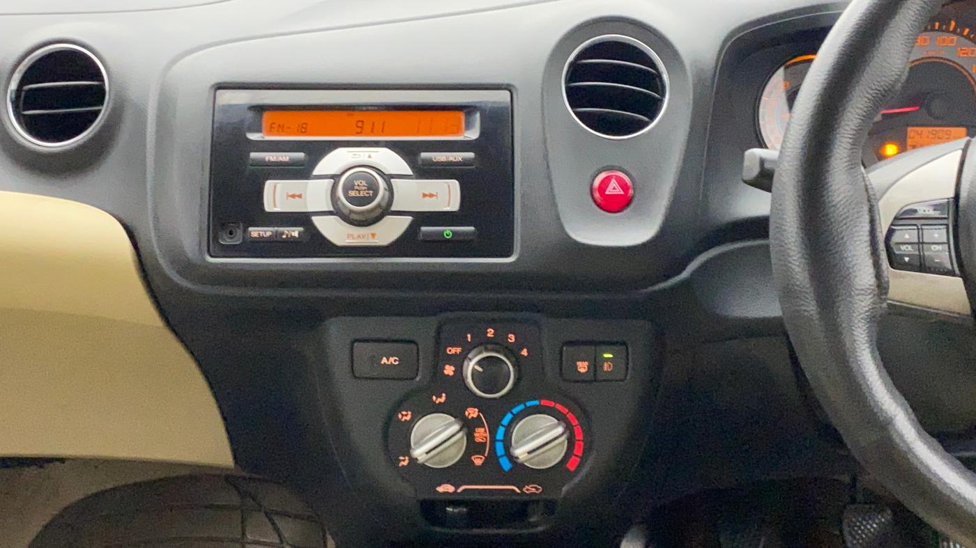 2014 Honda Brio 1.2 VX MT I VTEC, Petrol, Manual, 42,071 km, Air Conditioner