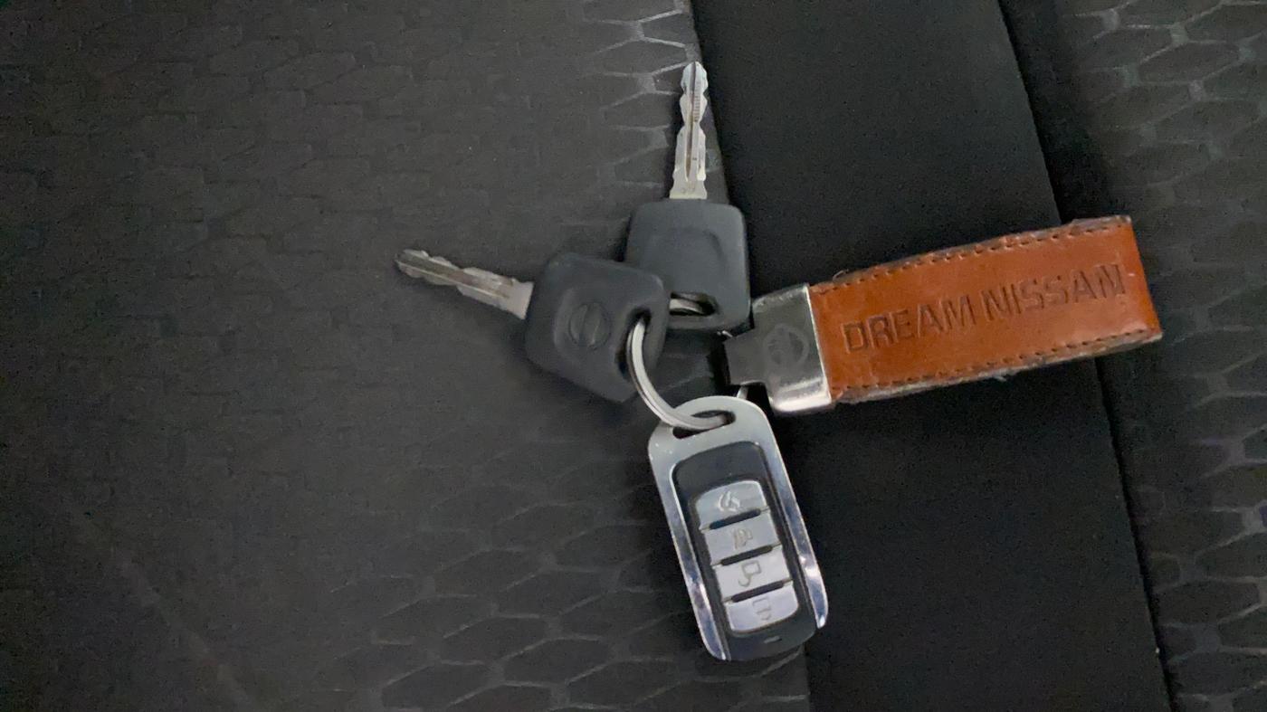 2021 Nissan MAGNITE XE, Petrol, Manual, 52,252 km, Key Close Up