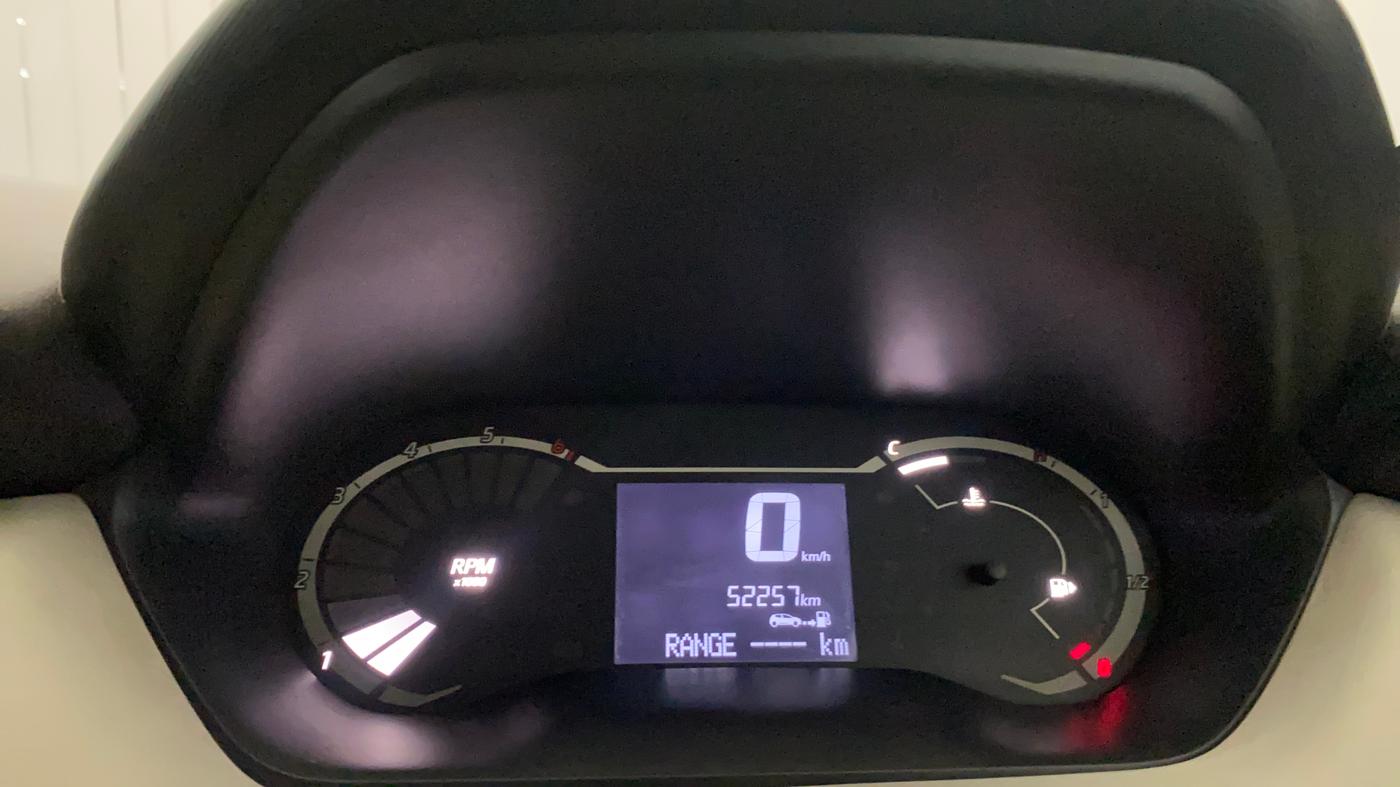 2021 Nissan MAGNITE XE, Petrol, Manual, 52,252 km, Odometer Image