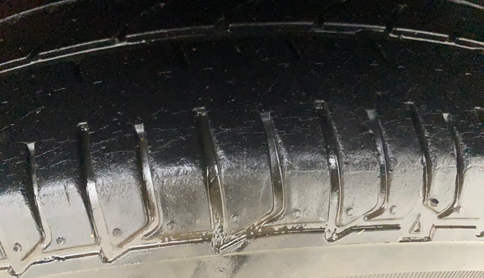 2019 Hyundai Elite i20 SPORTZ PLUS 1.4 CRDI, Diesel, Manual, 19,153 km, Left Rear Tyre Tread