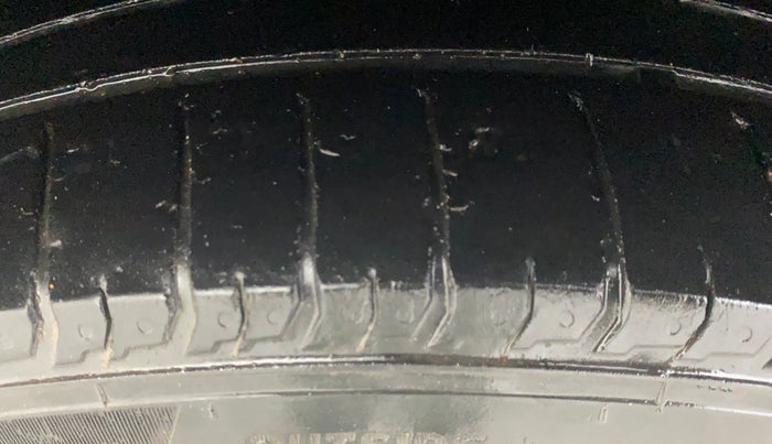 2019 Tata NEXON XZ PLUS DIESEL, Diesel, Manual, 1,07,991 km, Right Rear Tyre Tread