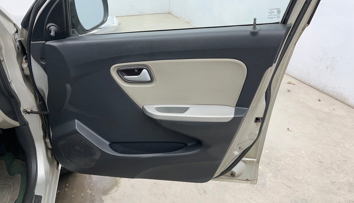 2015 Maruti Alto K10 VXI AMT, Petrol, Automatic, 52,699 km, Driver Side Door Panels Control