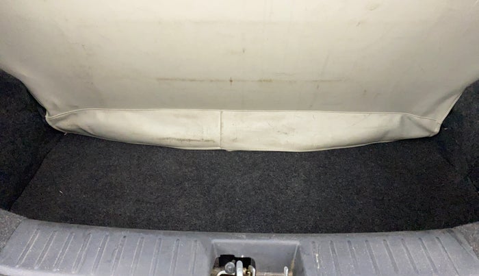 2016 Mahindra Kuv100 K4 D 6 STR, Diesel, Manual, 34,199 km, Boot Inside