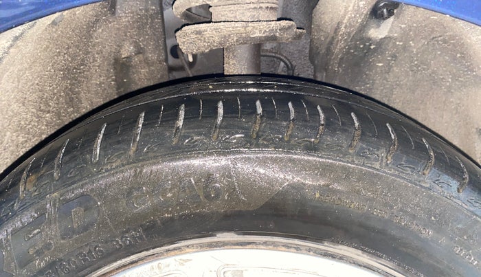 2023 Tata ALTROZ XM PLUS SUNROOF, CNG, Manual, 16,224 km, Right Front Tyre Tread