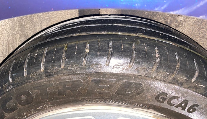 2023 Tata ALTROZ XM PLUS SUNROOF, CNG, Manual, 16,224 km, Right Rear Tyre Tread
