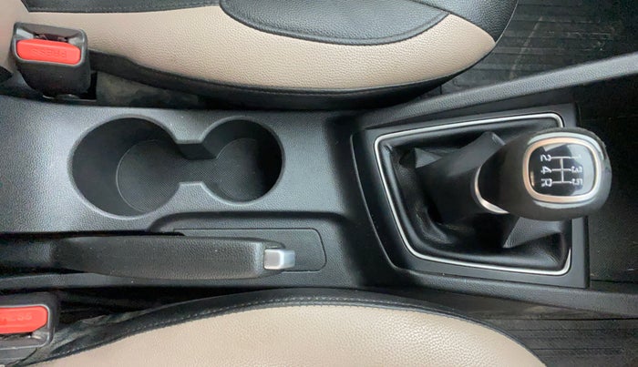 2016 Hyundai Elite i20 ASTA 1.2, Petrol, Manual, 63,966 km, Gear Lever