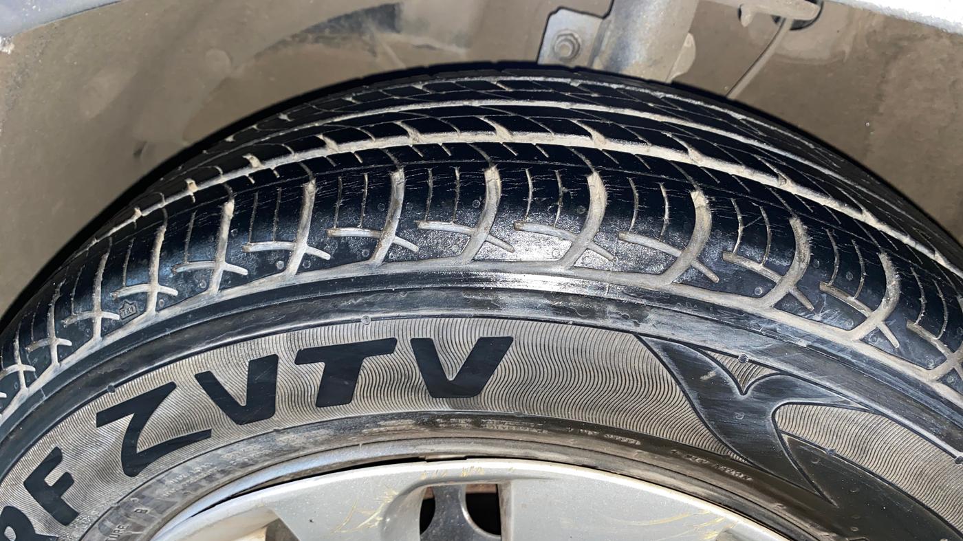 2018 Maruti Baleno DELTA CVT PETROL 1.2, Petrol, Automatic, 36,212 km, Left Front Tyre Tread