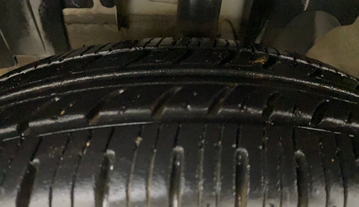 2020 Renault Kwid RXT 1.0 AMT (O), Petrol, Automatic, 19,478 km, Left Front Tyre Tread