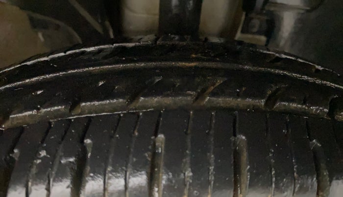 2020 Renault Kwid RXT 1.0 AMT (O), Petrol, Automatic, 19,478 km, Right Front Tyre Tread