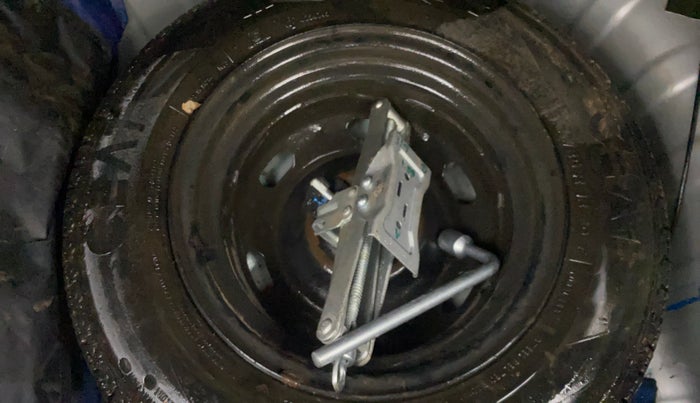 2020 Renault Kwid RXT 1.0 AMT (O), Petrol, Automatic, 19,478 km, Spare Tyre