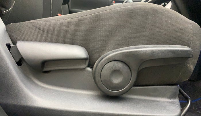 2021 Maruti S Cross ZETA 1.5, Petrol, Manual, 27,323 km, Driver Side Adjustment Panel