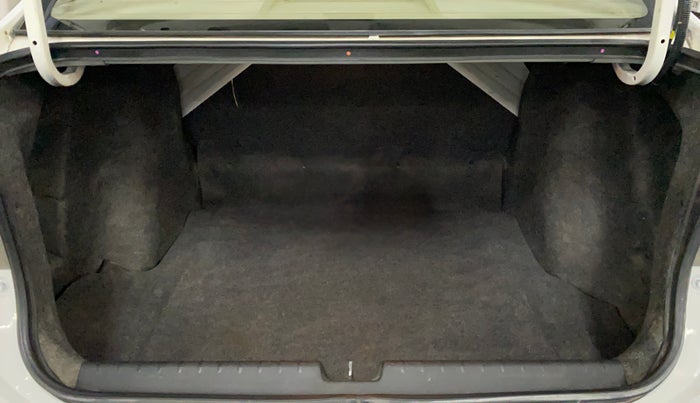 2016 Honda City 1.5L I-VTEC VX, Petrol, Manual, 69,324 km, Boot Inside