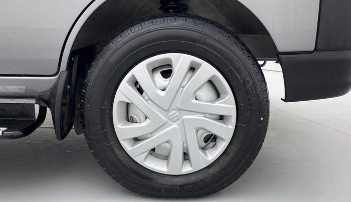 2021 Maruti Eeco 5 STR WITH AC PLUSHTR, Petrol, Manual, 2,833 km, Right Front Wheel