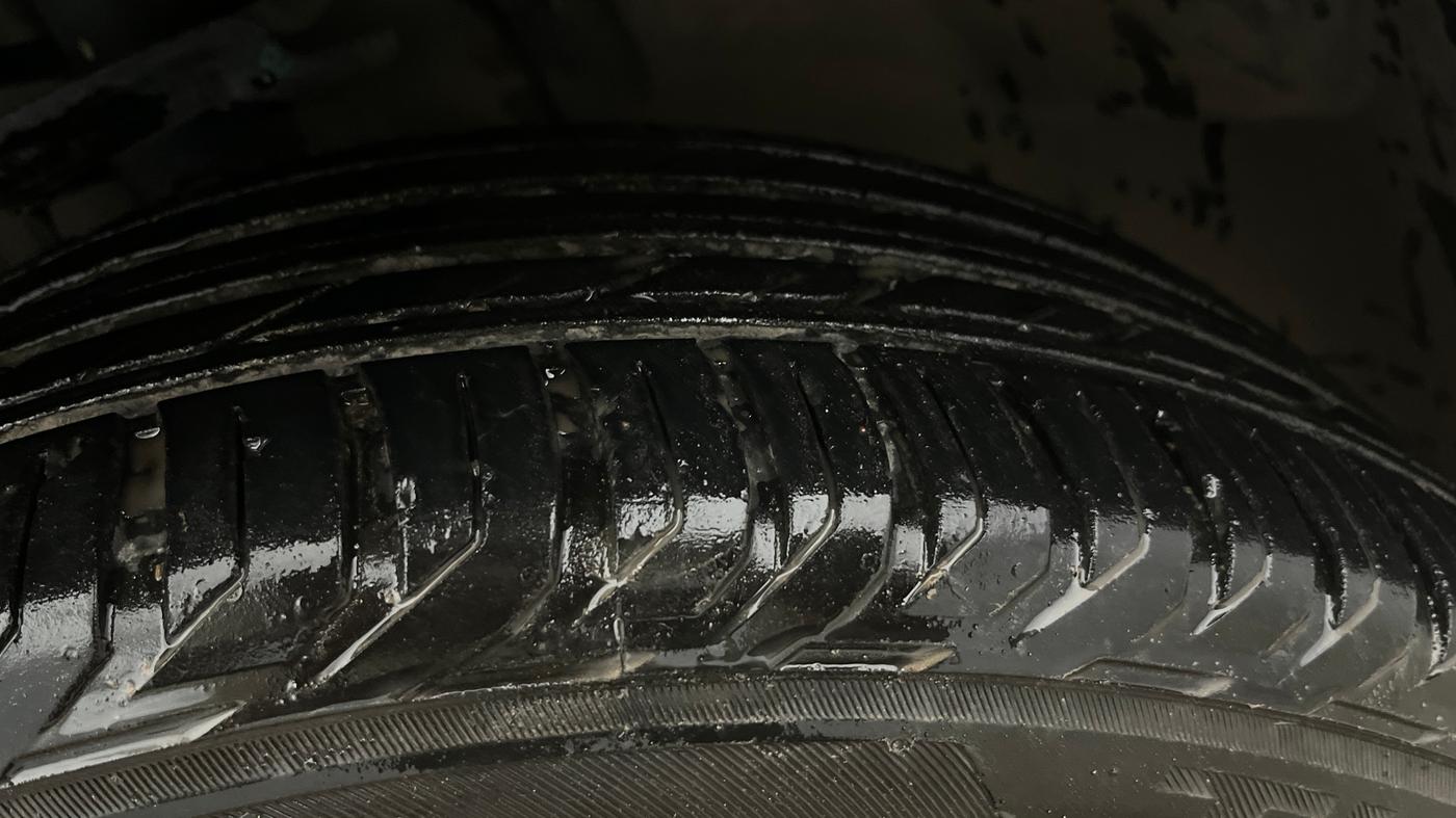 2019 Jeep Compass LIMITED PLUS PETROL AT, Petrol, Automatic, 47,139 km, Right Front Tyre Tread