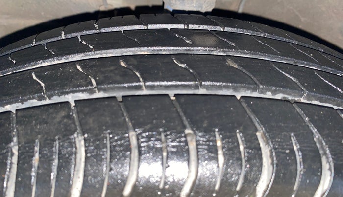 2022 Maruti S PRESSO VXI, Petrol, Manual, 28,096 km, Left Front Tyre Tread