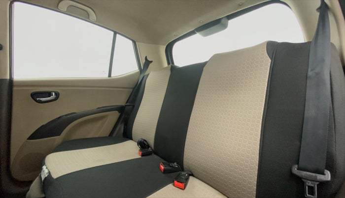 2011 Hyundai i10 MAGNA 1.2 KAPPA2, Petrol, Manual, 61,477 km, Right Side Rear Door Cabin