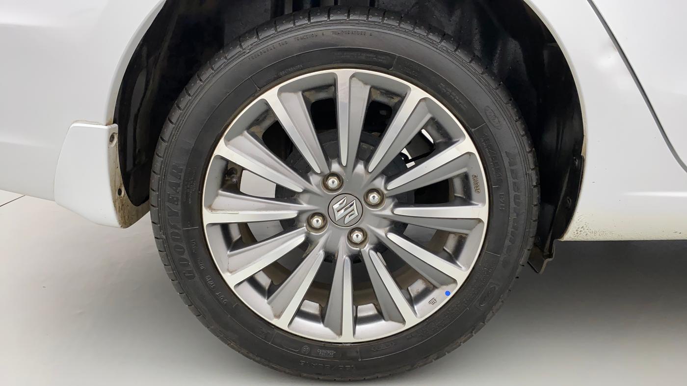 2021 Maruti Ciaz ALPHA  AT 1.5 SHVS PETROL, Petrol, Automatic, 19,581 km, Right Rear Wheel