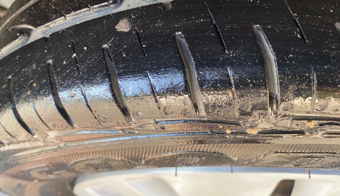 2017 Maruti Alto 800 LXI, Petrol, Manual, 81,955 km, Left Rear Tyre Tread