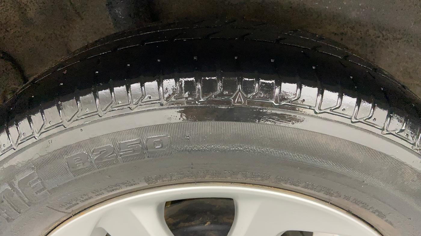 2014 Honda Mobilio 1.5 V OPT. I VTEC, Petrol, Manual, 46,305 km, Right Rear Tyre Tread