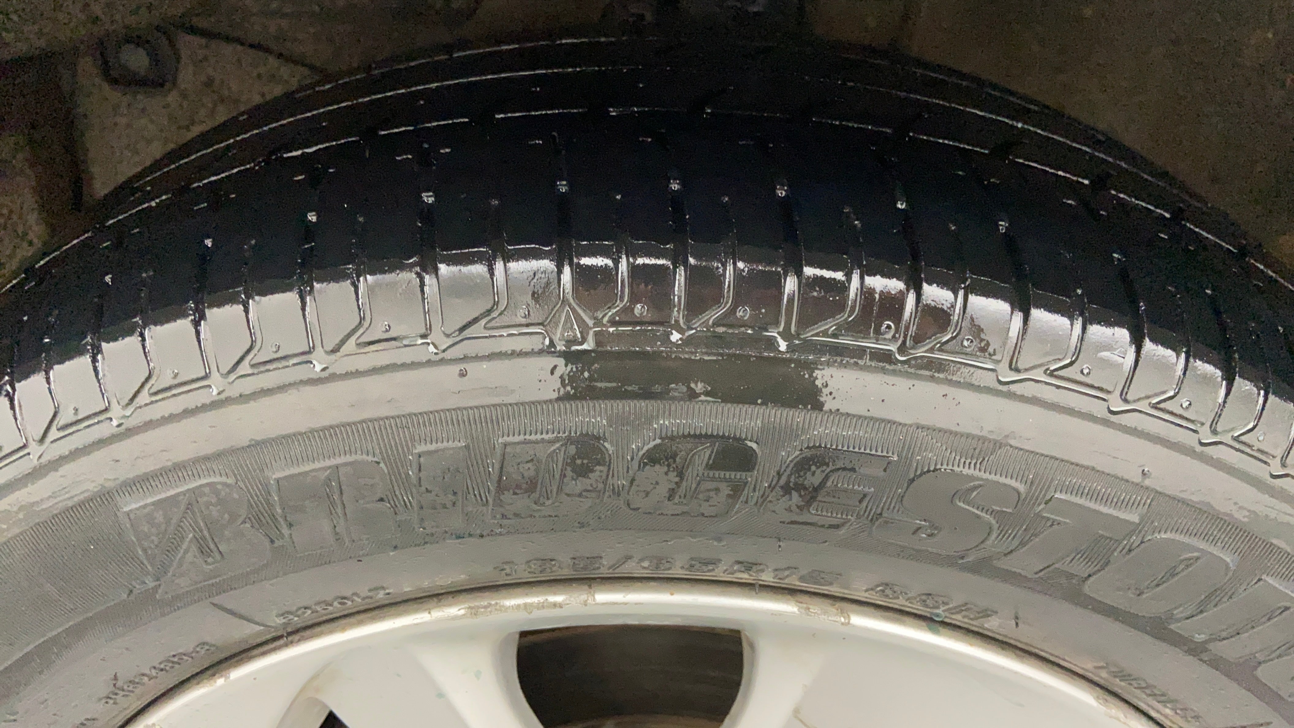 2014 Honda Mobilio 1.5 V OPT. I VTEC, Petrol, Manual, 46,305 km, Left Front Tyre Tread
