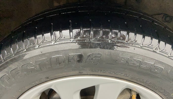 2014 Honda Mobilio 1.5 V OPT. I VTEC, Petrol, Manual, 46,305 km, Right Front Tyre Tread