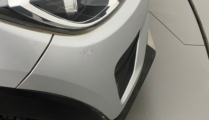2021 Renault TRIBER RXT, Petrol, Manual, 60,402 km, Front bumper - Minor scratches