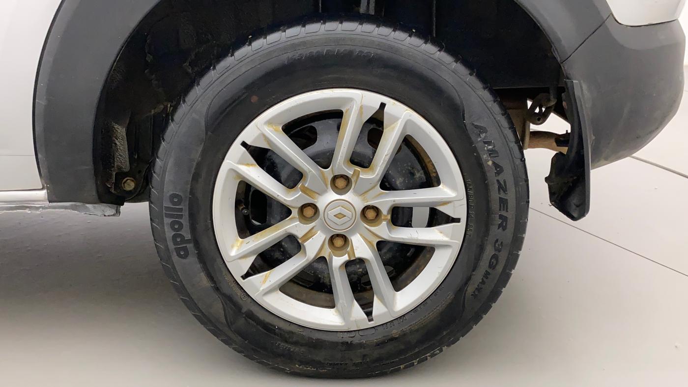 2021 Renault TRIBER RXT, Petrol, Manual, 60,402 km, Left Rear Wheel