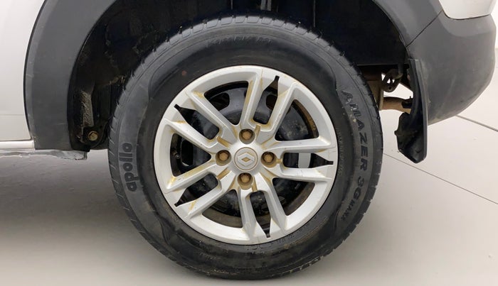 2021 Renault TRIBER RXT, Petrol, Manual, 60,402 km, Left Rear Wheel
