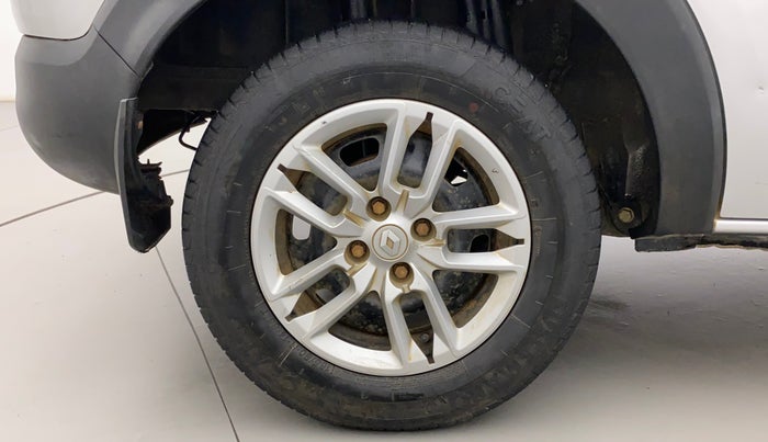 2021 Renault TRIBER RXT, Petrol, Manual, 60,402 km, Right Rear Wheel