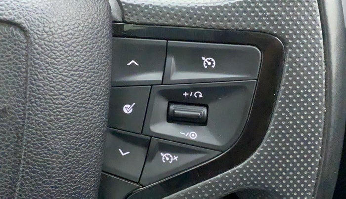 2022 Tata Safari XZA PLUS DARK EDITION, Diesel, Automatic, 27,886 km, Adaptive Cruise Control