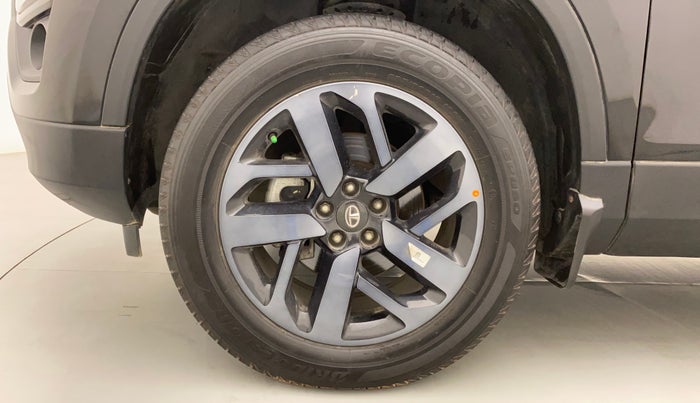 2022 Tata Safari XZA PLUS DARK EDITION, Diesel, Automatic, 27,886 km, Left Front Wheel