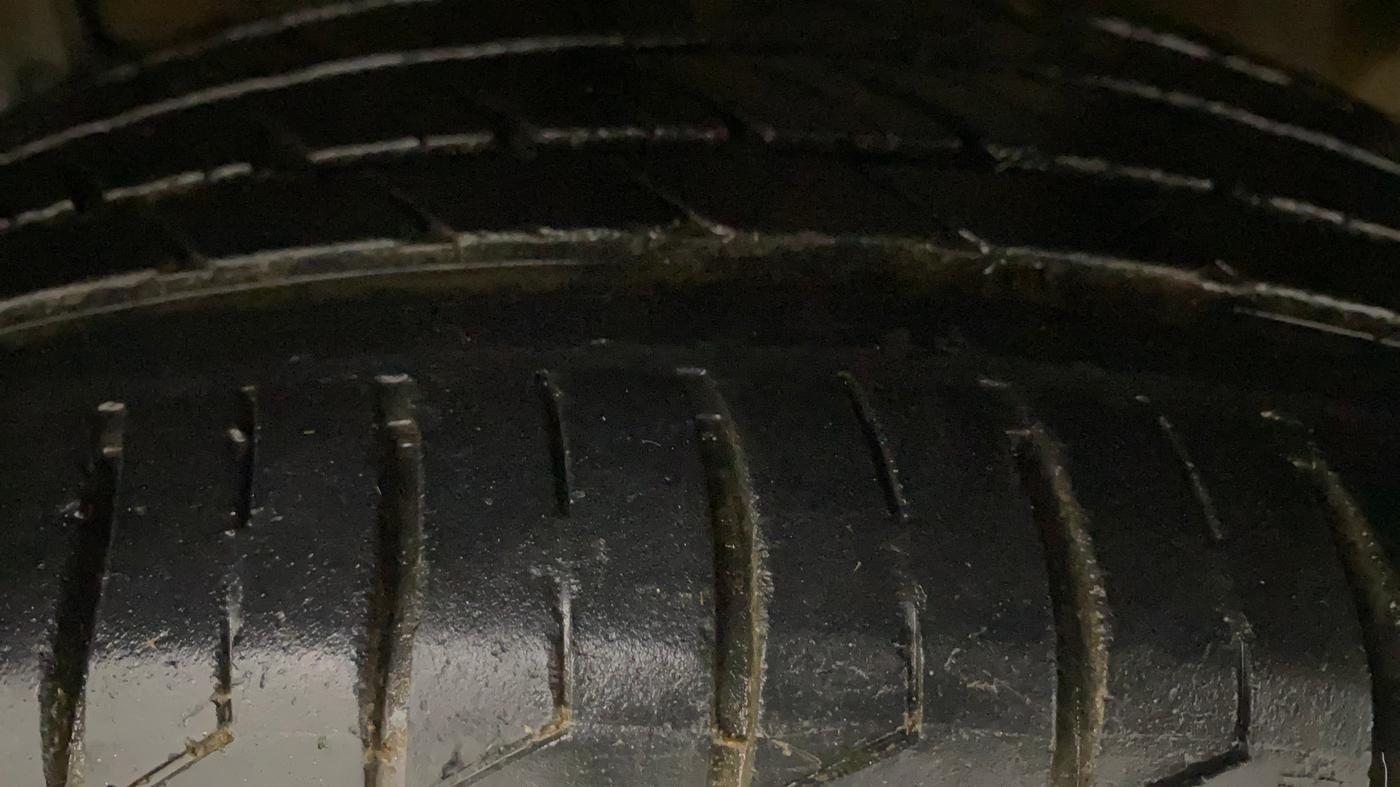 2022 Maruti S Cross ZETA AT 1.5, Petrol, Automatic, 13,393 km, Left Front Tyre Tread