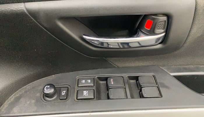 2022 Maruti S Cross ZETA AT 1.5, Petrol, Automatic, 13,393 km, Driver Side Door Panels Control
