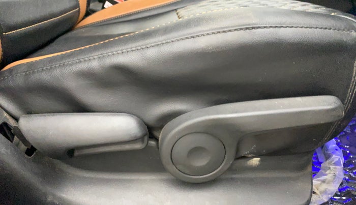 2022 Maruti S Cross ZETA AT 1.5, Petrol, Automatic, 13,393 km, Driver Side Adjustment Panel