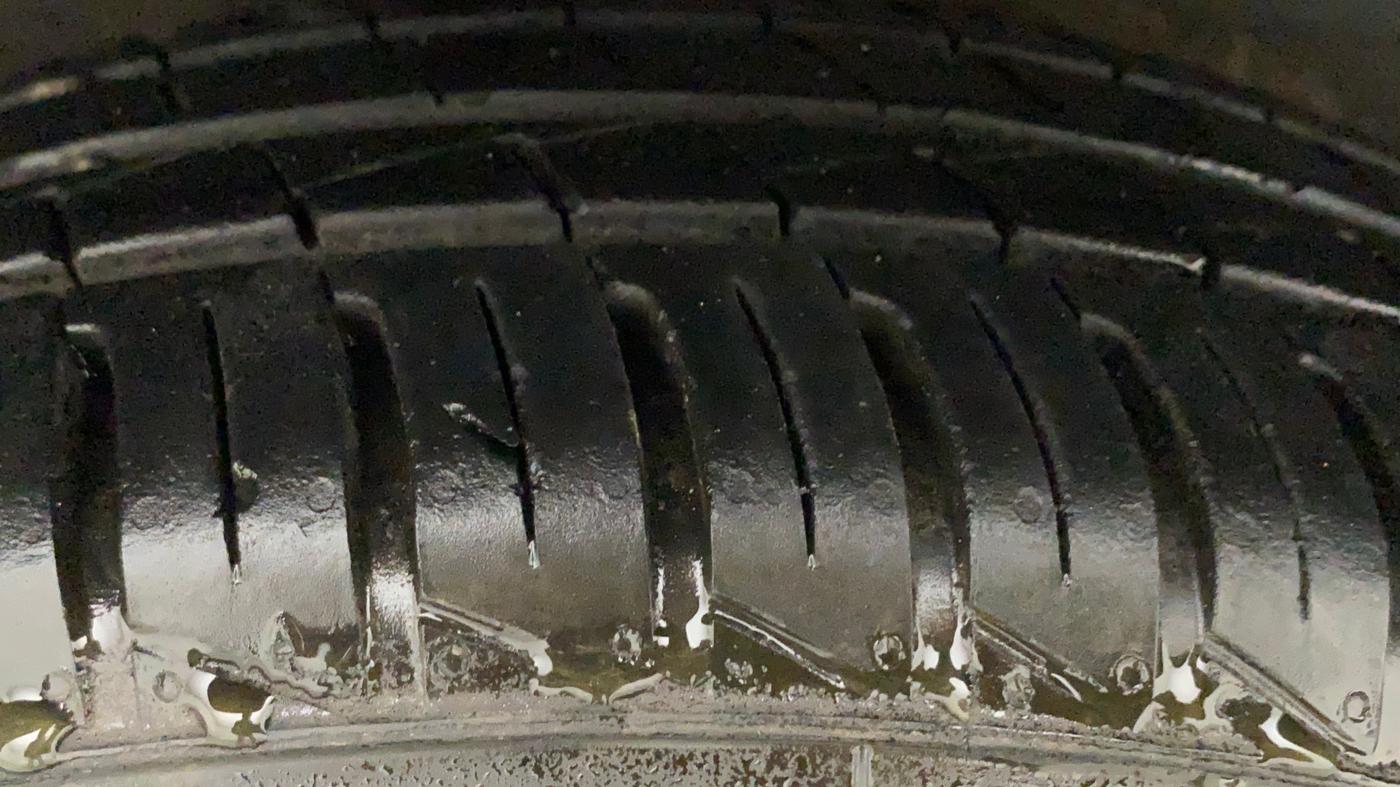2015 Maruti Celerio VXI AMT, Petrol, Automatic, 29,114 km, Right Rear Tyre Tread