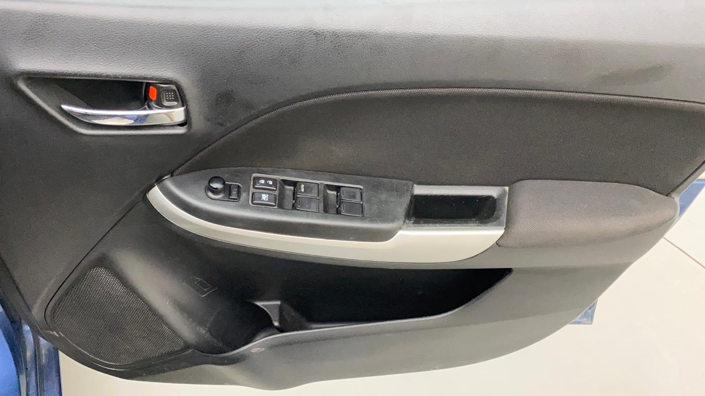 2017 Maruti Baleno DELTA PETROL 1.2, Petrol, Manual, 82,843 km, Driver Side Door Panels Control