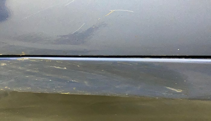 2017 Maruti Baleno DELTA PETROL 1.2, Petrol, Manual, 82,843 km, Left running board - Slightly dented
