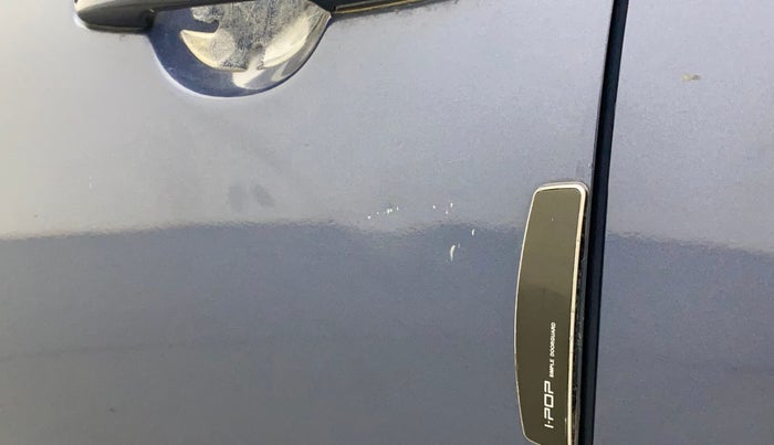 2017 Maruti Baleno DELTA PETROL 1.2, Petrol, Manual, 82,843 km, Front passenger door - Minor scratches