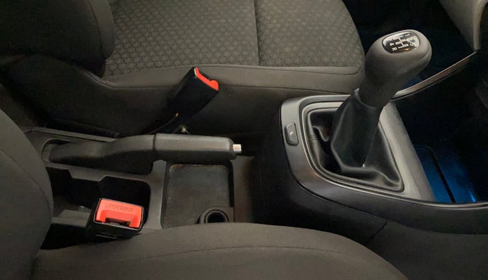 2022 Tata ALTROZ XT PETROL, Petrol, Manual, 63,748 km, Gear Lever