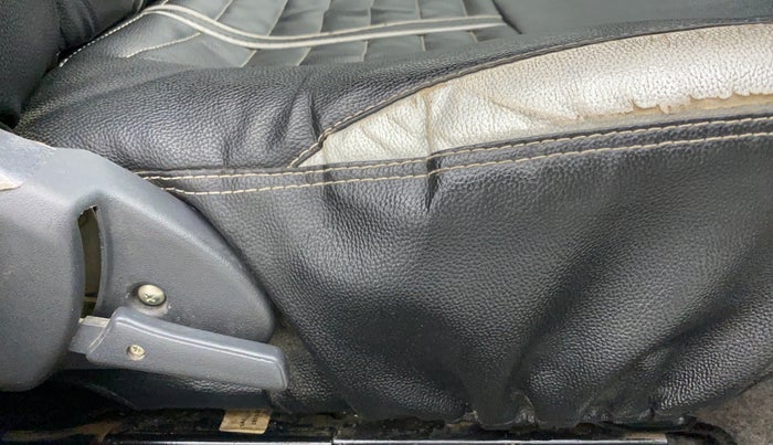 2019 Maruti Alto 800 LXI, Petrol, Manual, 36,696 km, Driver Side Adjustment Panel